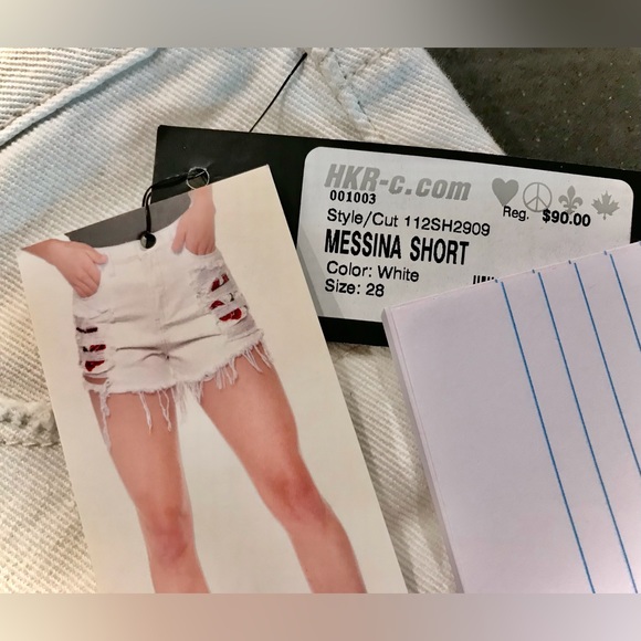 HKR Collection White Jean Shorts Flowers on Pockets - Picture 3 of 4